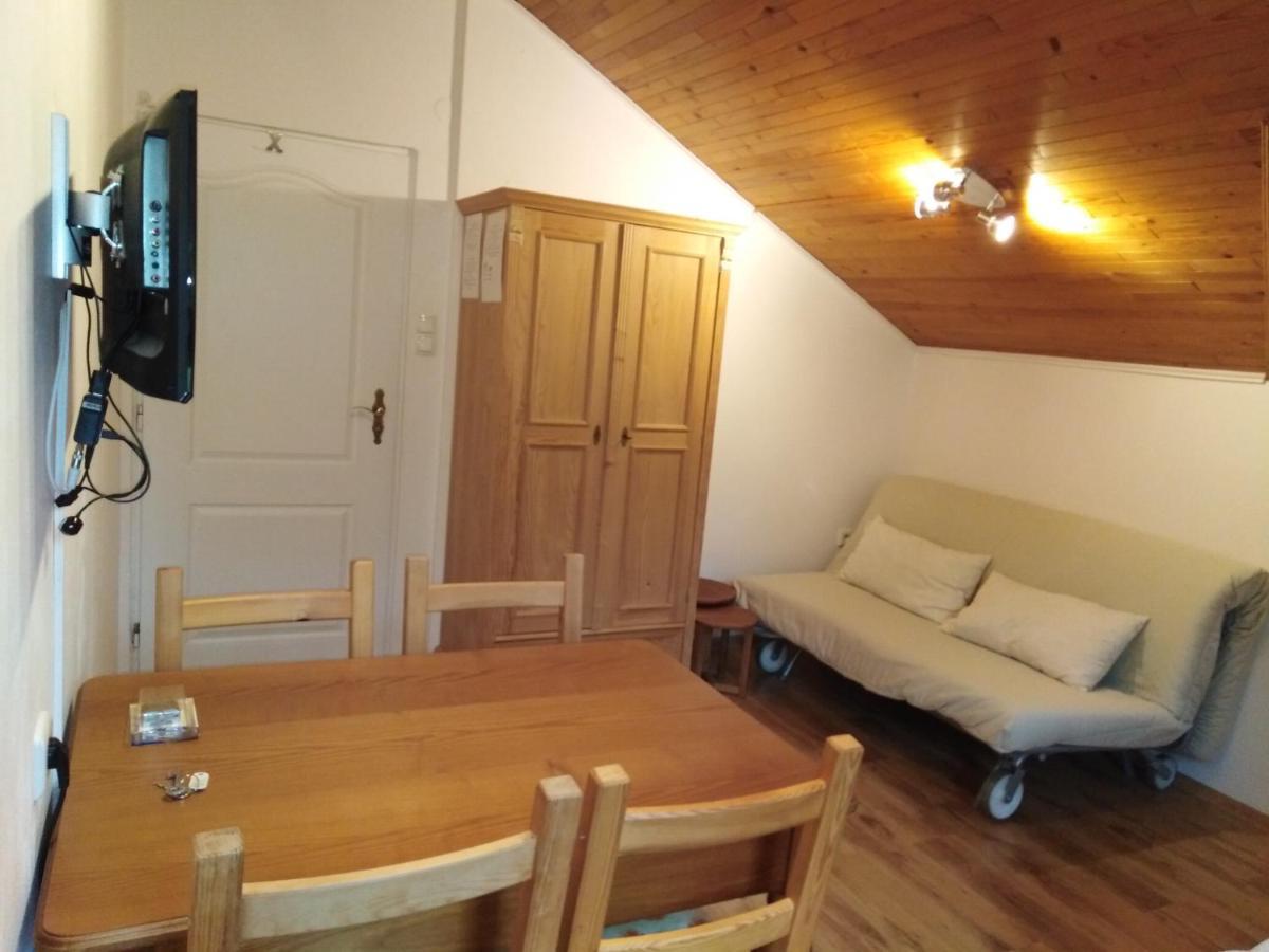 Apartmany Smika โรกีนีซ นัด ยีเซอโร ภายนอก รูปภาพ