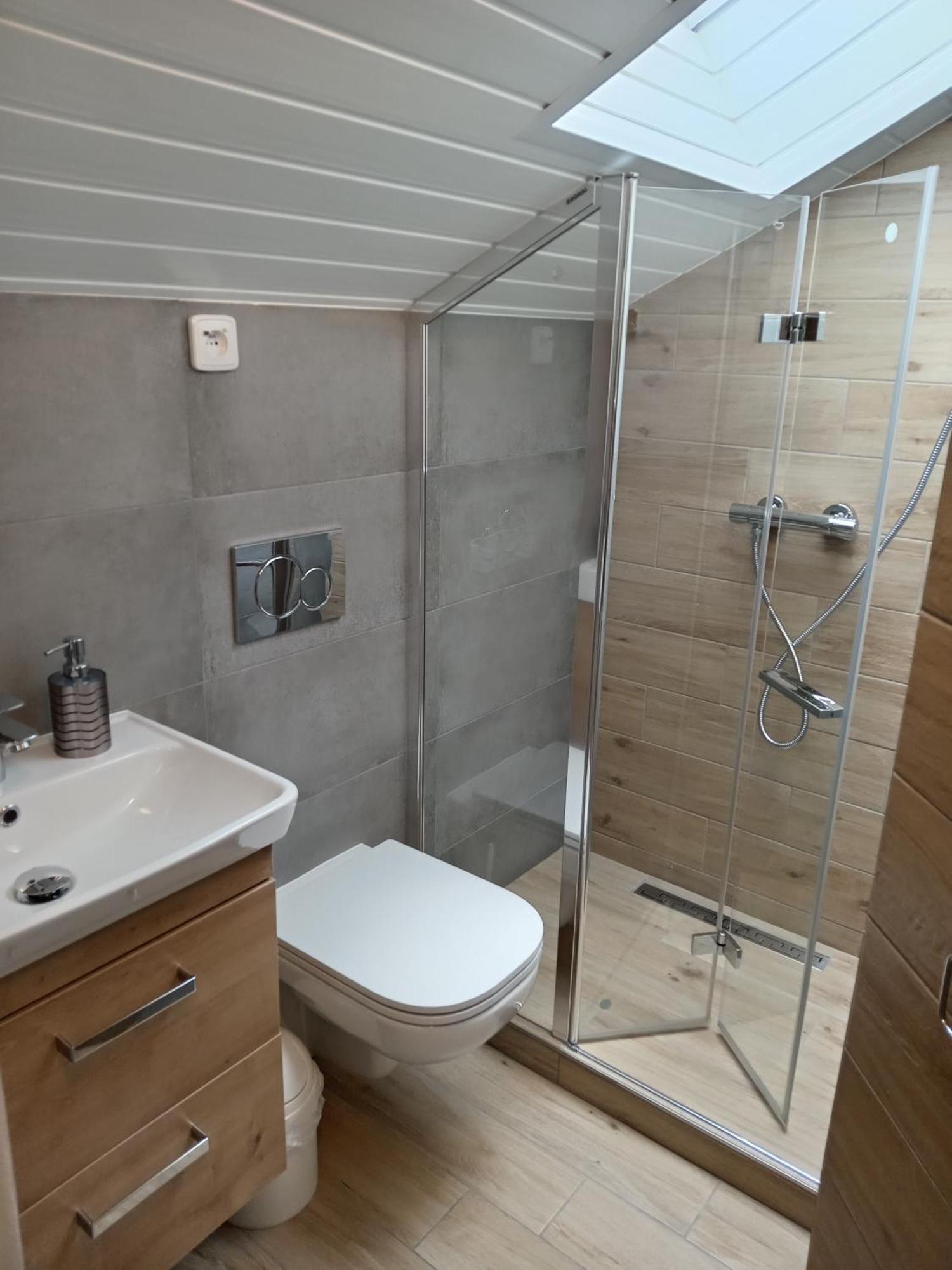 Apartmany Smika โรกีนีซ นัด ยีเซอโร ภายนอก รูปภาพ